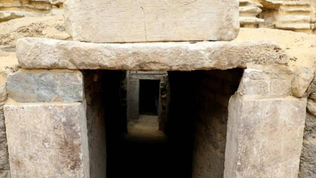 V Egyptě byly objeveny tři 3500 let staré hrobky elity Nové říše