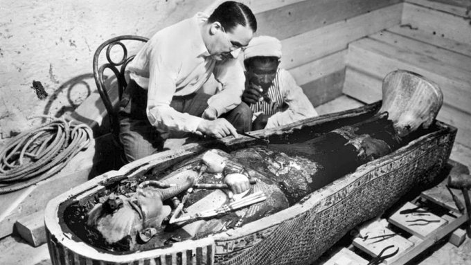 Archeologové v Egyptě našli hrobku faraona Tutanchamona se 110 kilogramy zlata v hodnotě 90 milionů dolarů