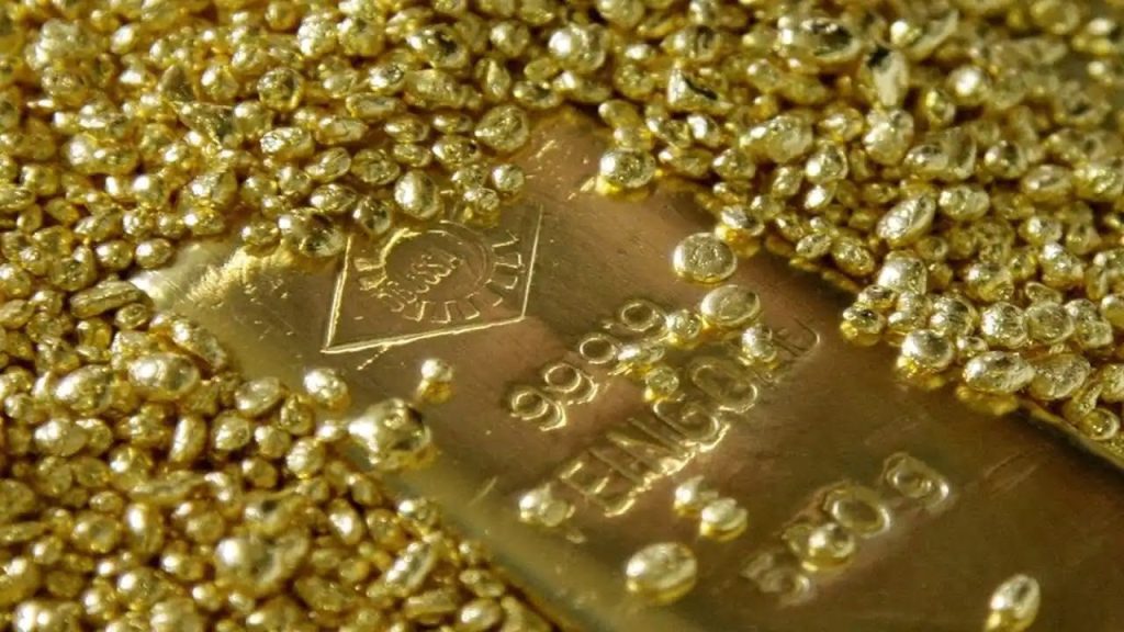 Farmář objeví ložisko zlata v hodnotě 4 miliard eur, ale stát je požaduje zpět a nenechá mu nic