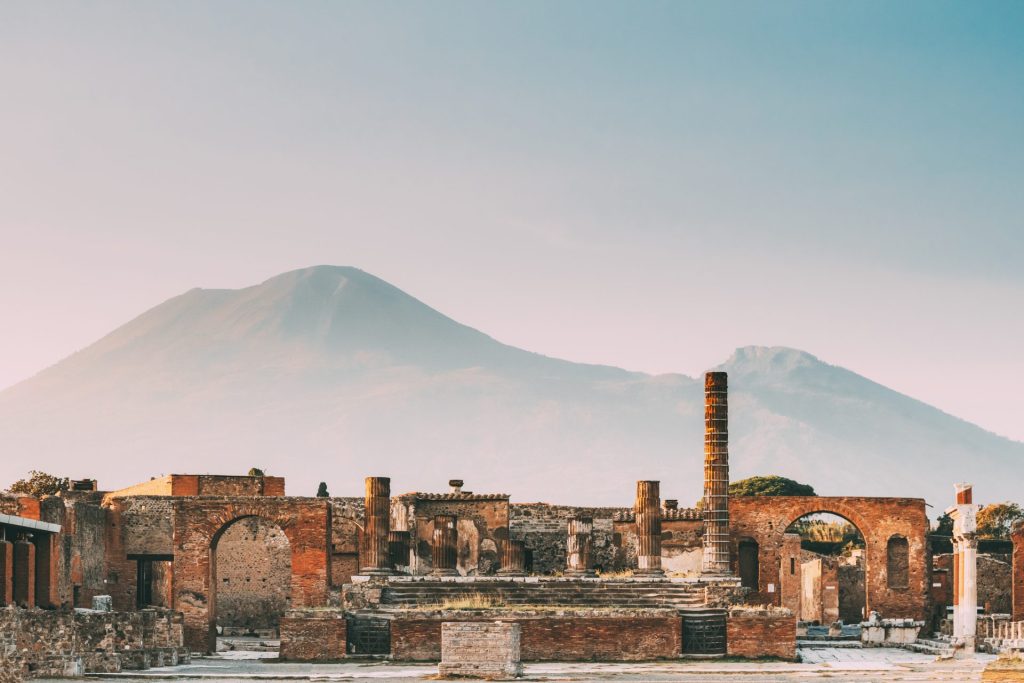 Pompeje: archeologové rozluštili záhadu lidských soch nalezených v hrobce