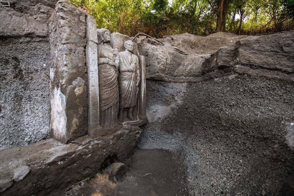 Pompeje: archeologové rozluštili záhadu lidských soch nalezených v hrobce