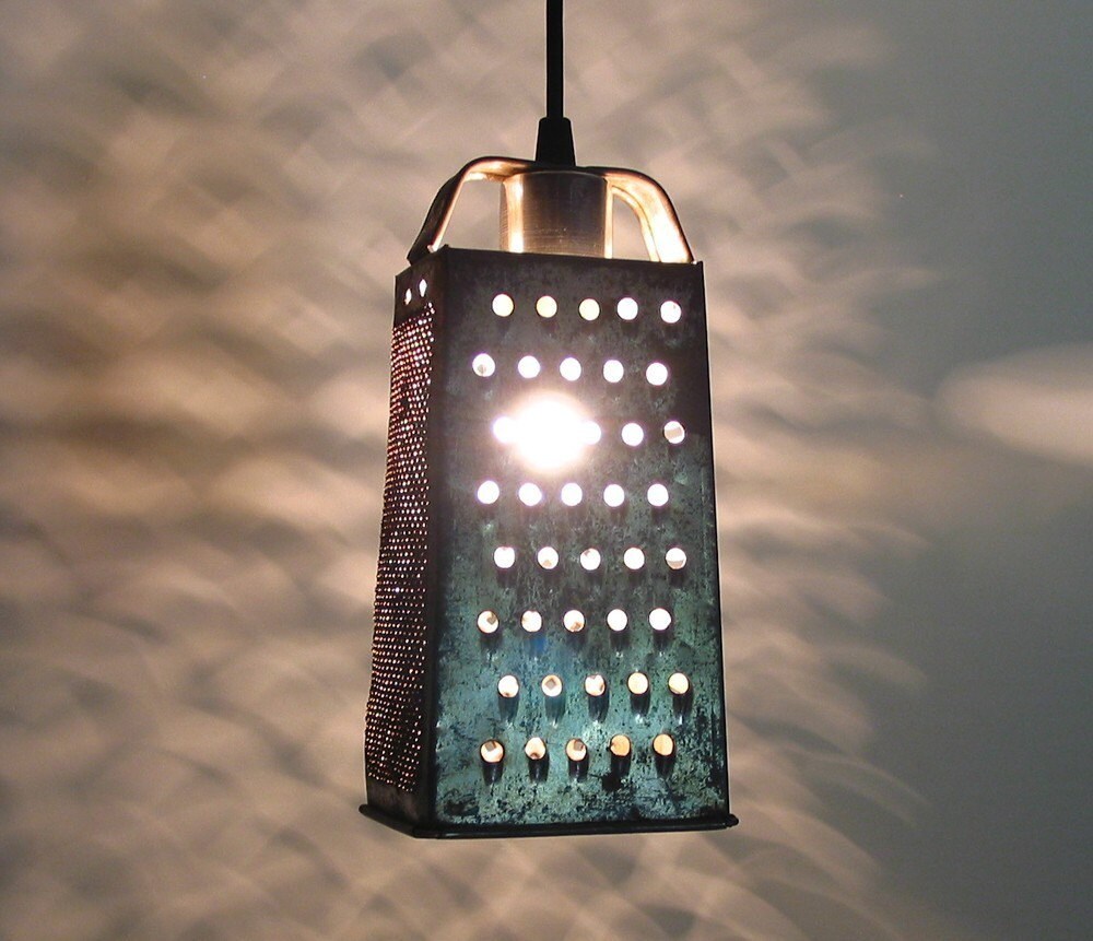 Zrecyklujte staré struhadlo a proměňte ho v úžasnou lampu do obývacího pokoje