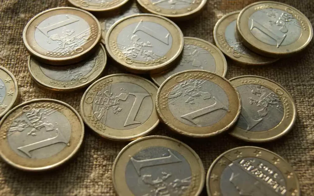 Mince v hodnotě 1 euro, která vám může zaplatit letní dovolenou, pokud ji máte doma