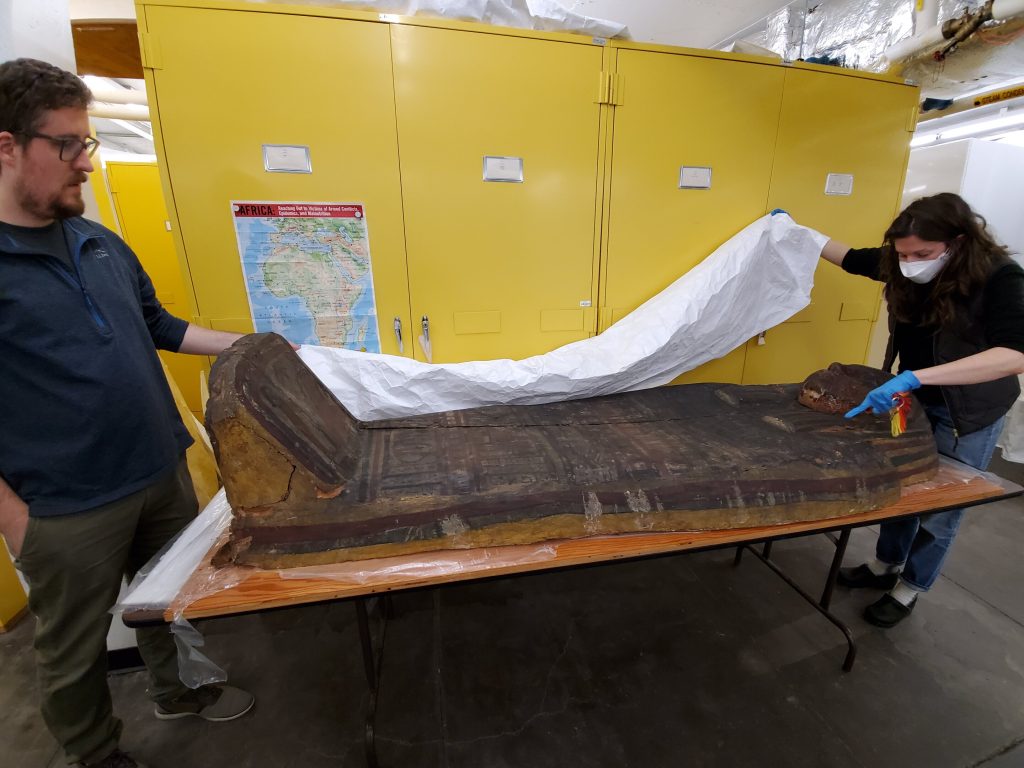Modré zlato: vědci poprvé v historii znovu vytvořili jeden z nejcennějších a nejžádanějších materiálů starověkého Egypta