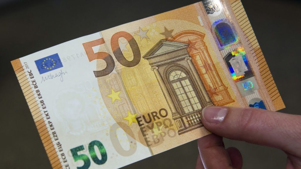 To je konec bankovek: od tohoto data přestanou platit, s výjimkou jedné evropské země.