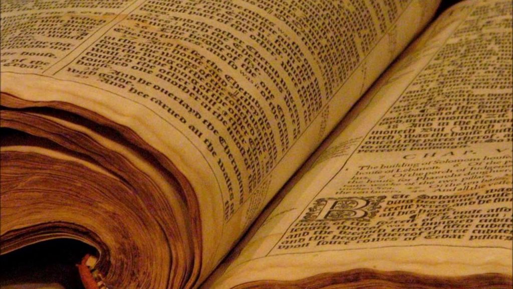 Umělá inteligence odhaluje tajemství Bible. Průlom ve výzkumu
