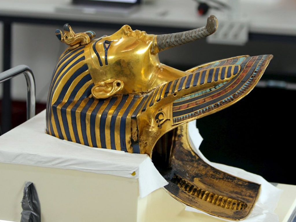Archeologové odhalili nové tajemství Tutanchamonovy hrobky: byla ukryta 3000 let