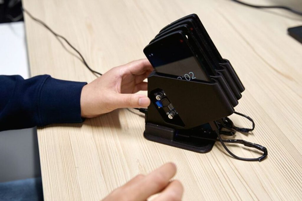 Staré smartphony se vrací do hry. Proměňují se v mikrodatová centra